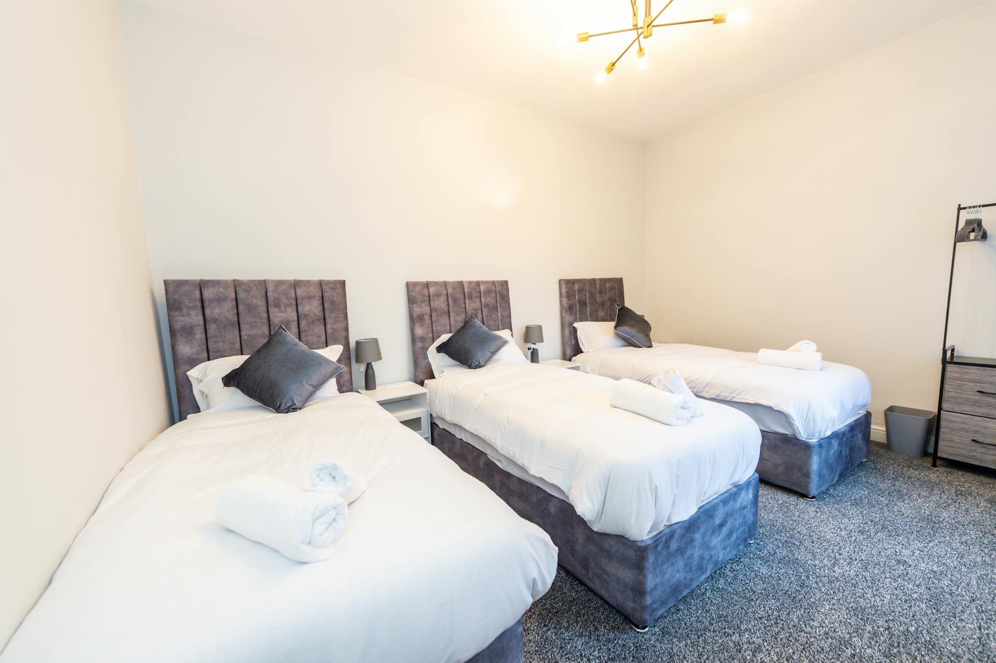 Bennett Road, Manchester preview