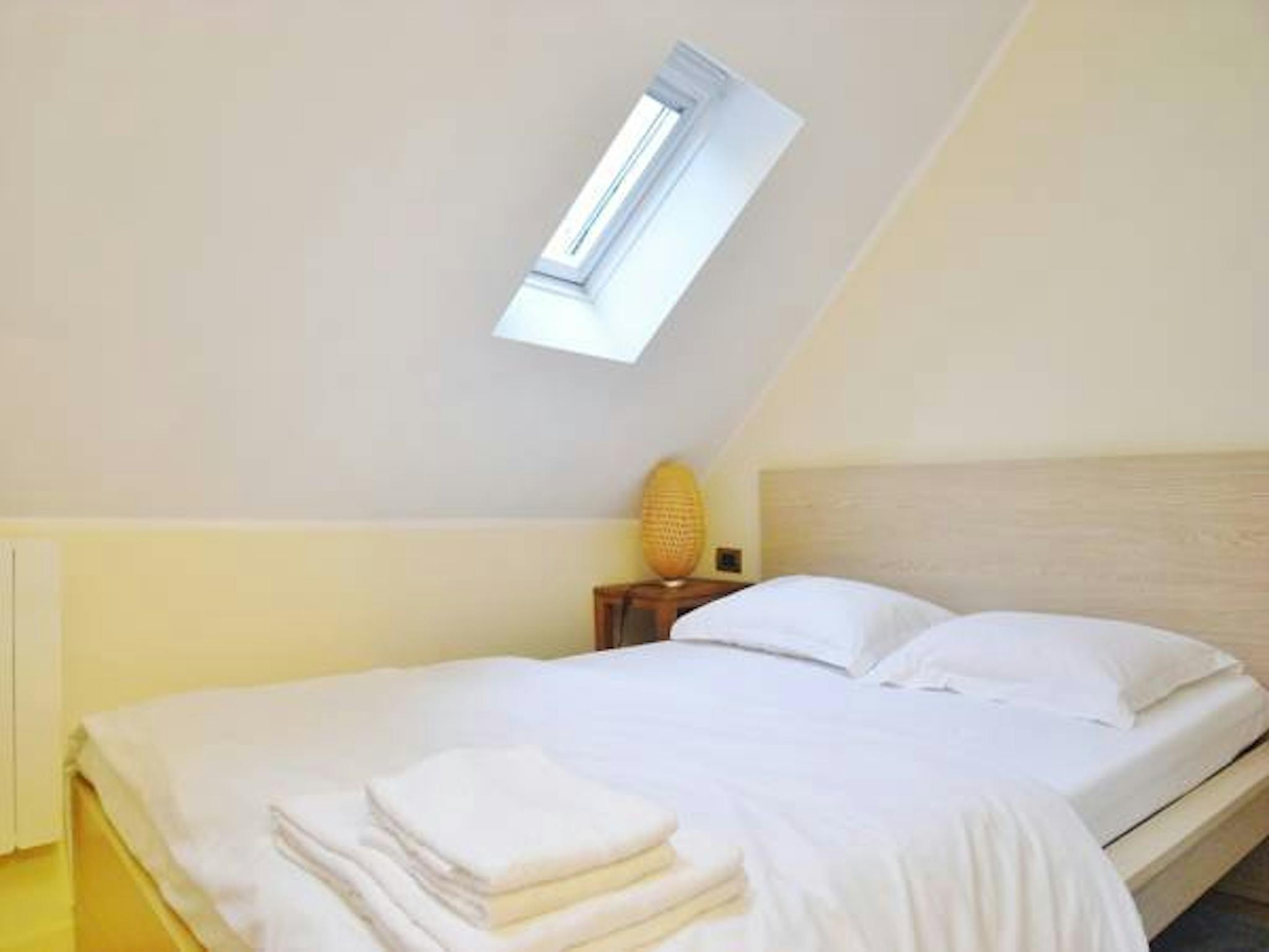 Rue des Ecouffes, Paris preview