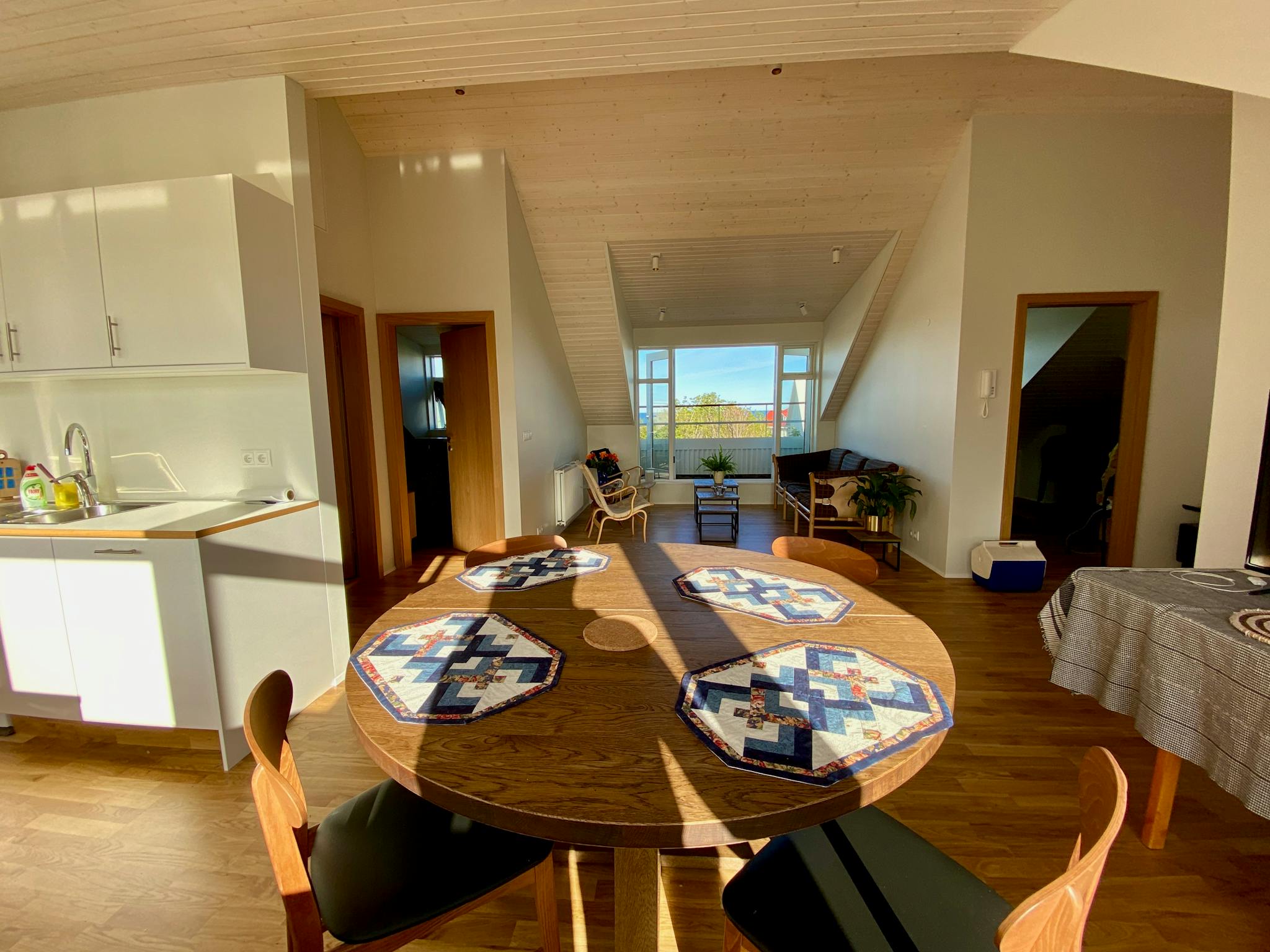 Tómasarhagi, Reykjavík preview