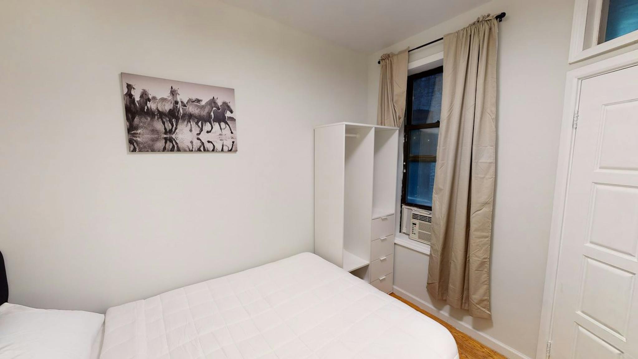 W 109th St, New York City, NY preview