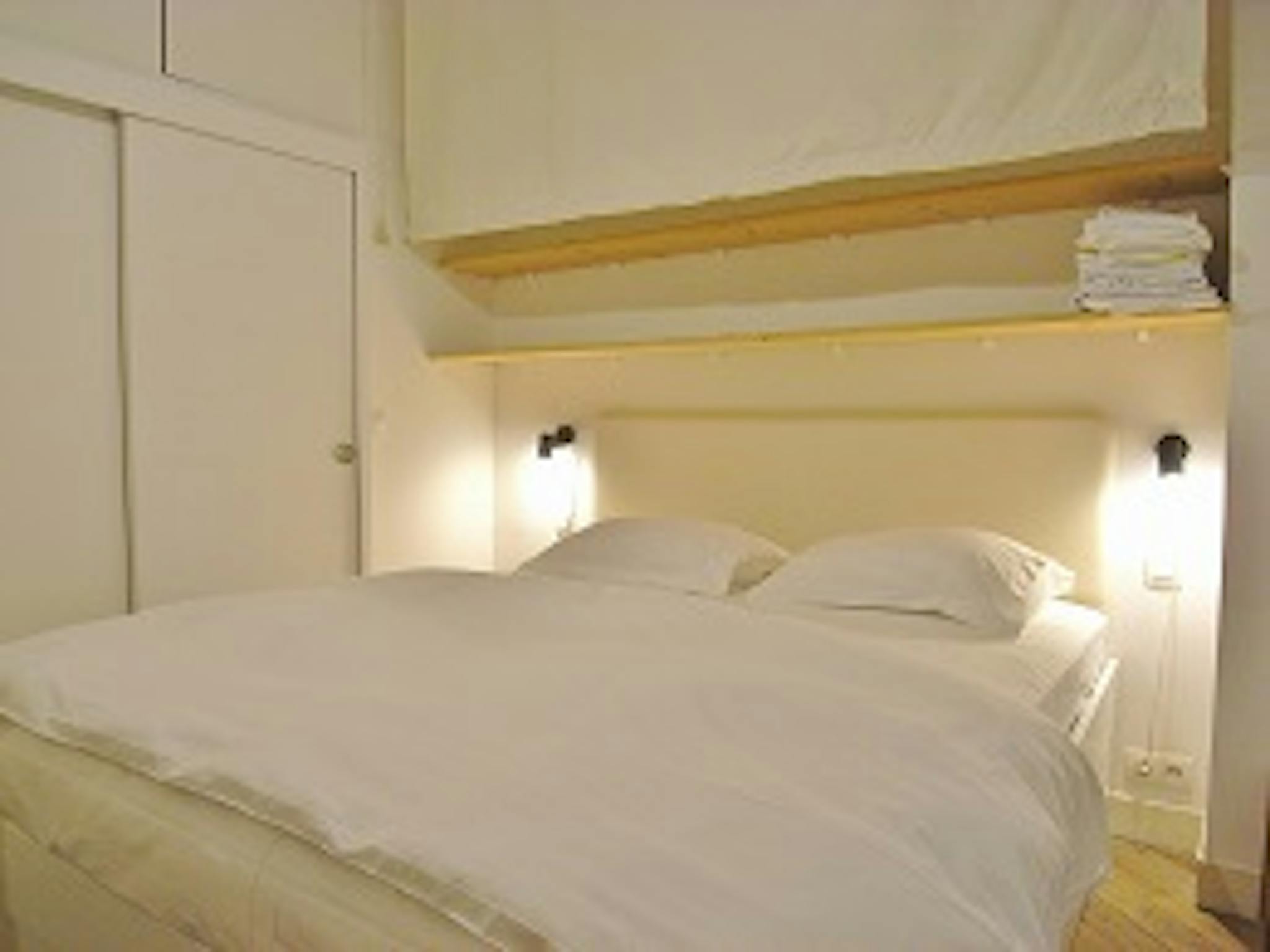 Rue des Blancs Manteaux, Paris preview