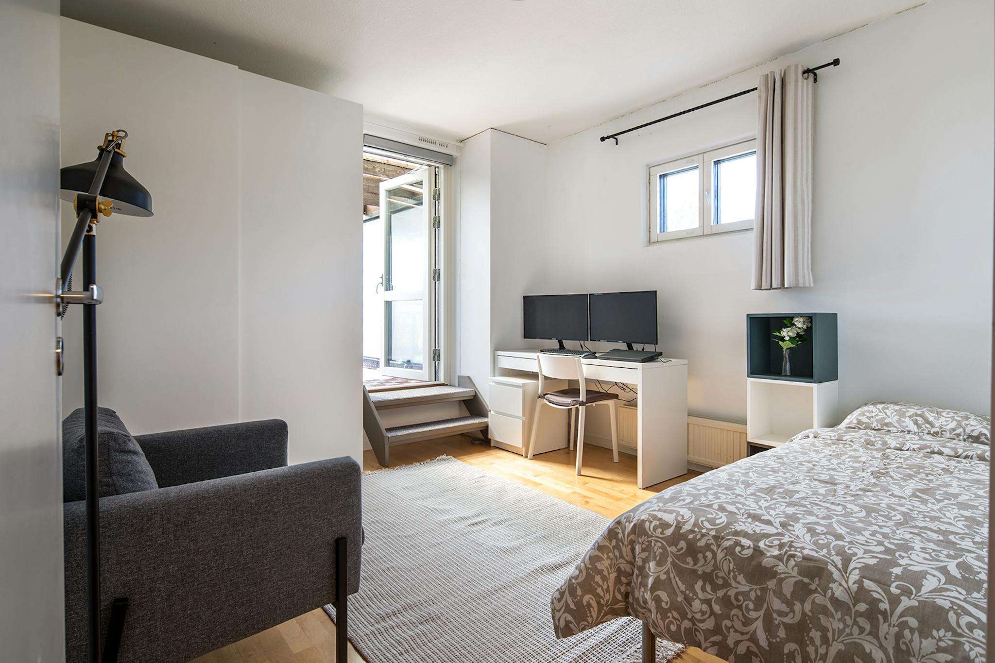 Klaneettitie, Helsinki preview