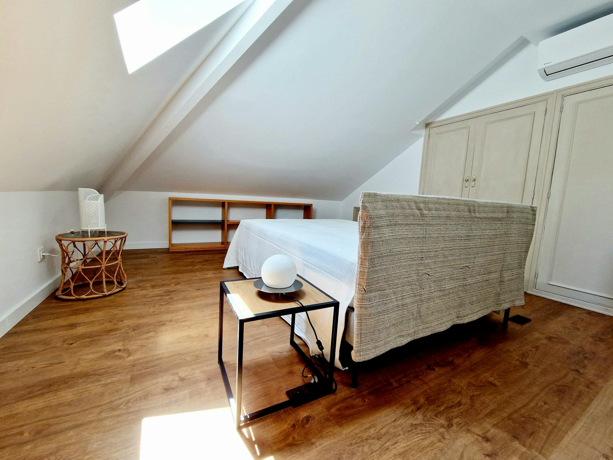 Avenida de la Victoria, Madrid preview