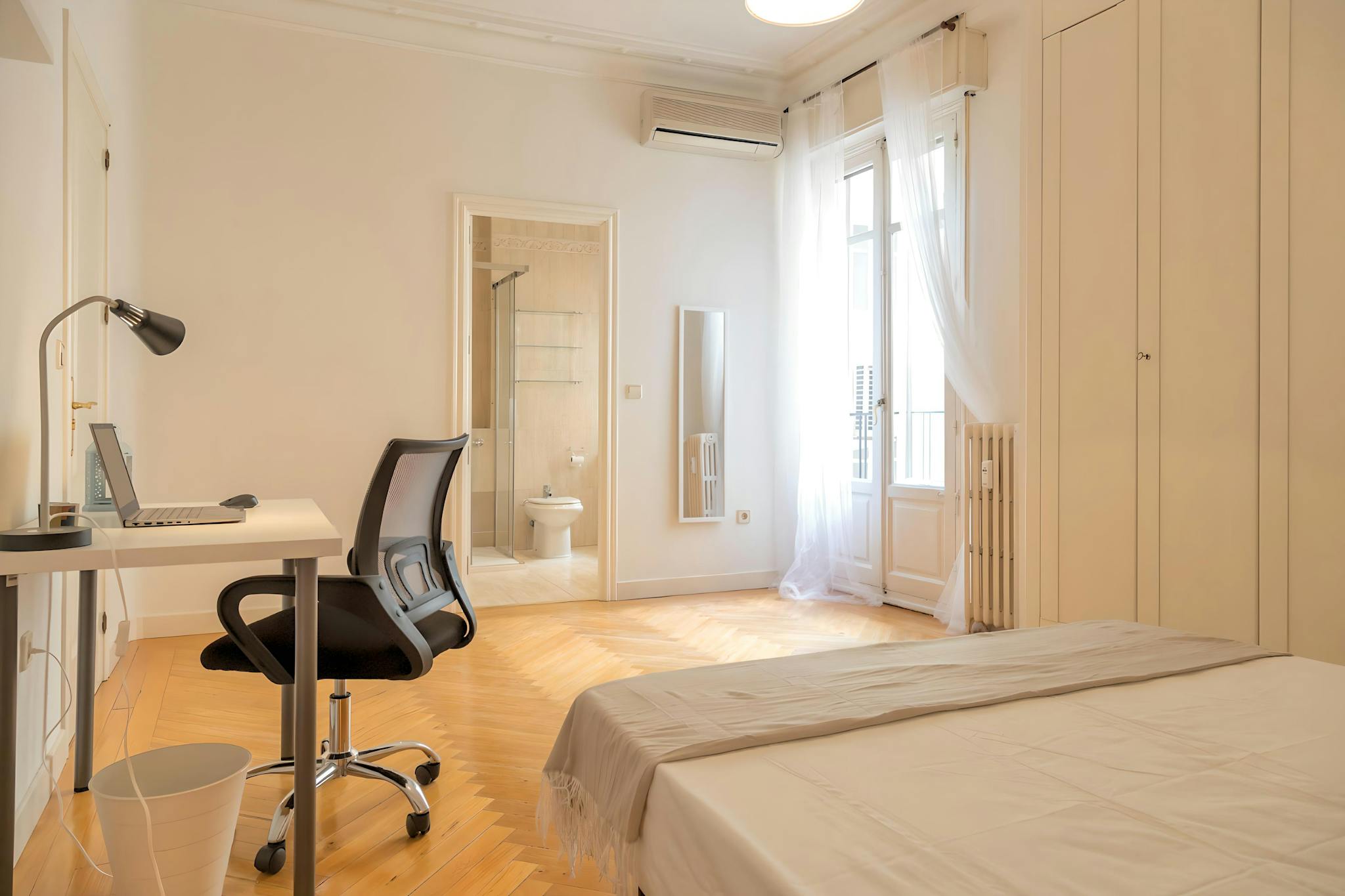 Calle de Fernández de los Ríos, Madrid preview